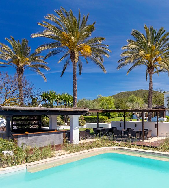 atzaro-agroturismo-ibiza-bar-square